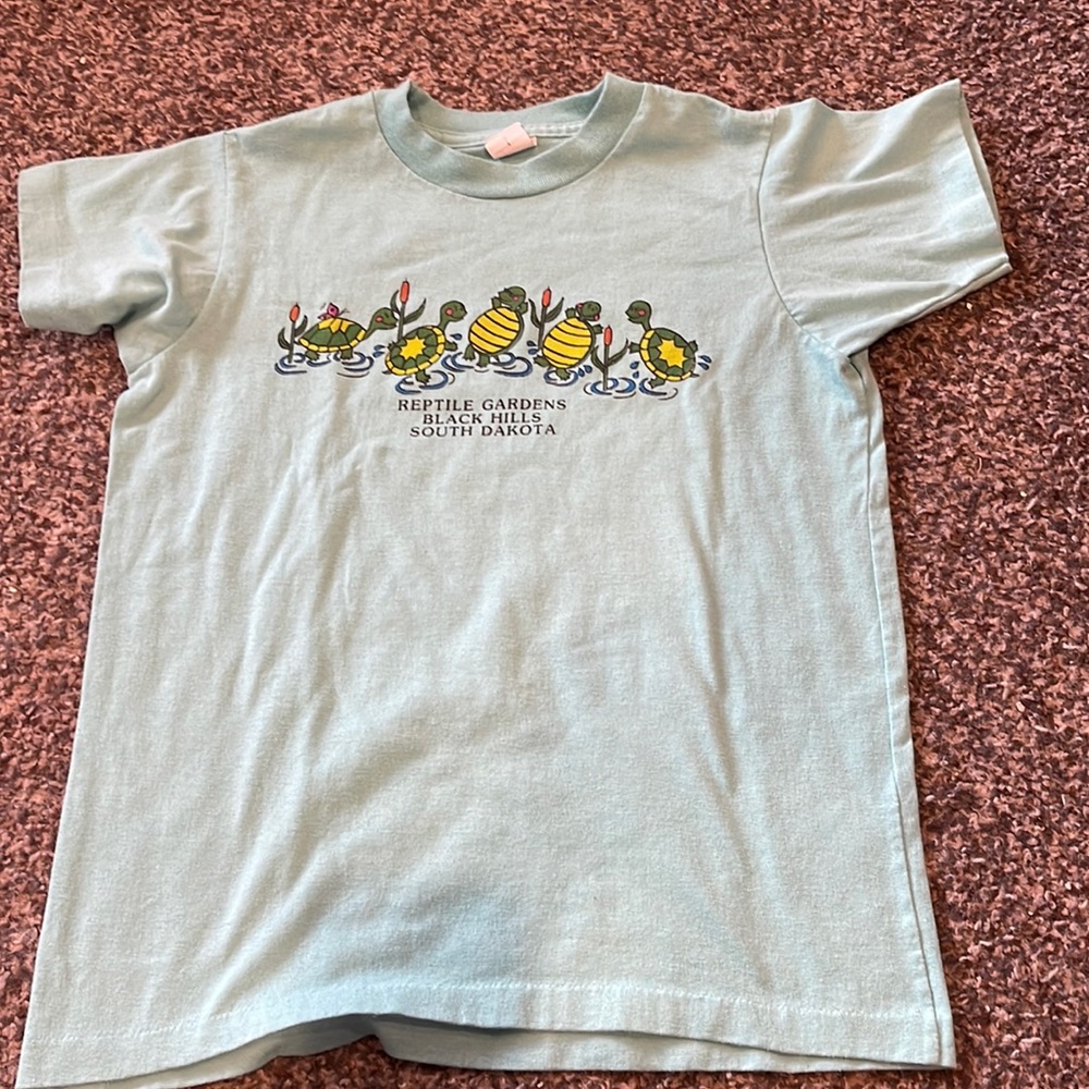 💚💚 Donation Included- South Dakota’s Reptile Gardens T-shirt